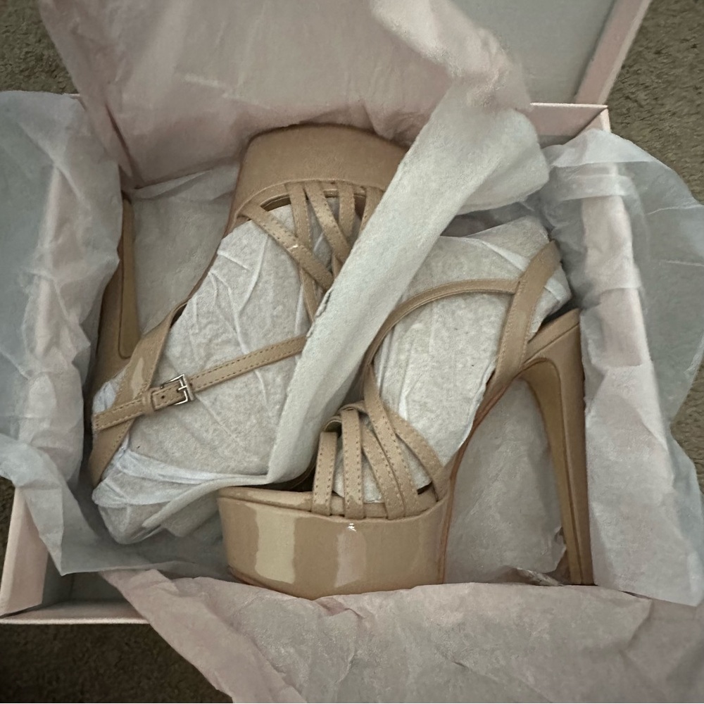 Chinese Laundry Nude Patent Platform Heels